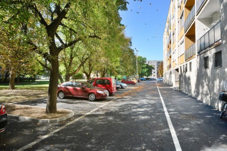 Megújult a Deák Ferenc és a Lövölde utca közötti belső úthálózat